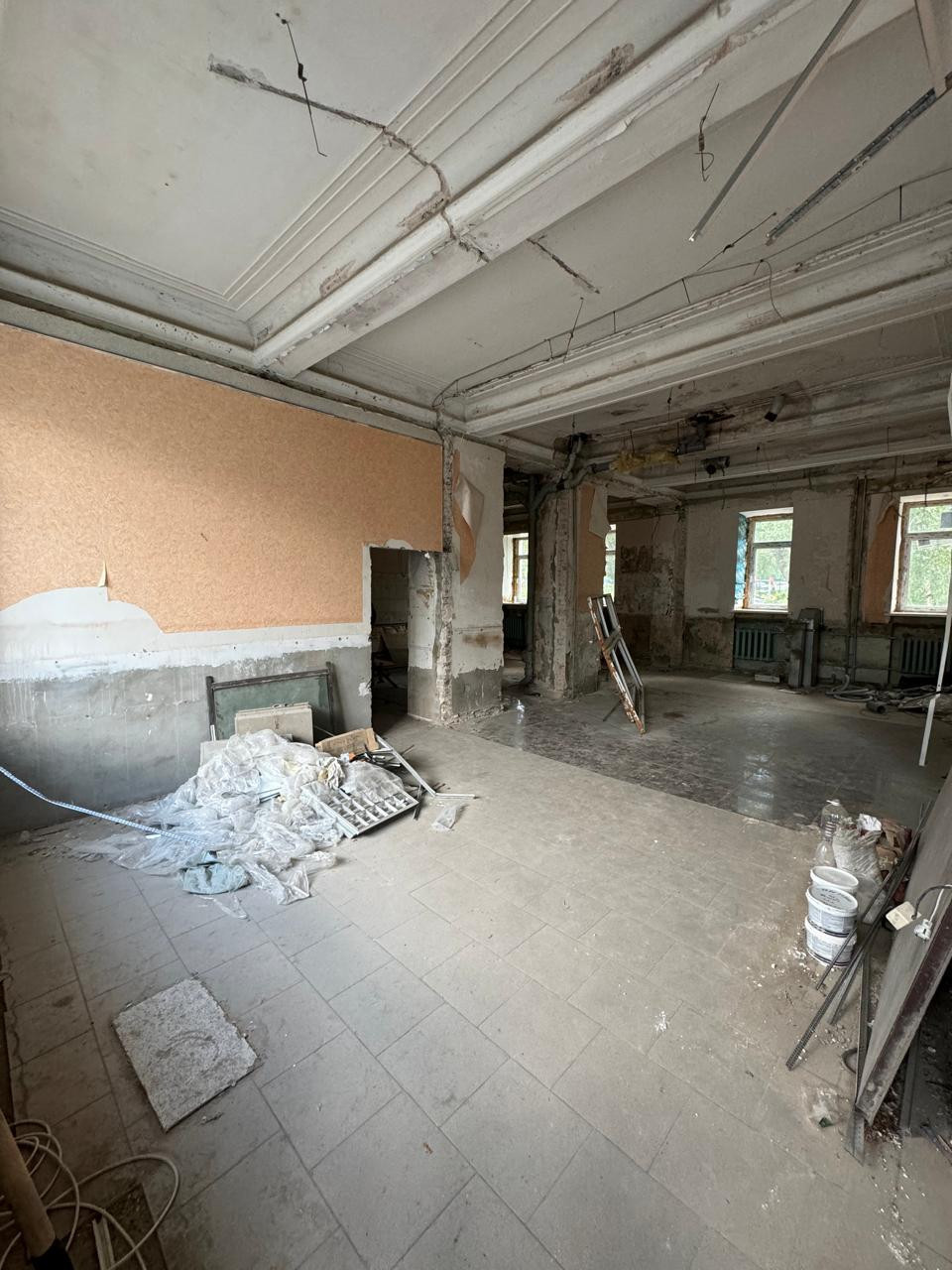 Сдам в аренду помещение свободного назначения 13.5 м.кв.