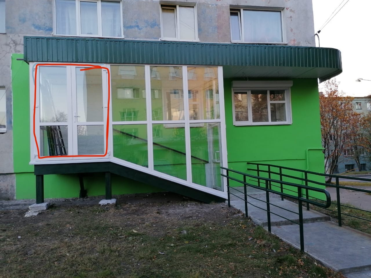 Сдам в аренду магазин 92.8 м.кв.