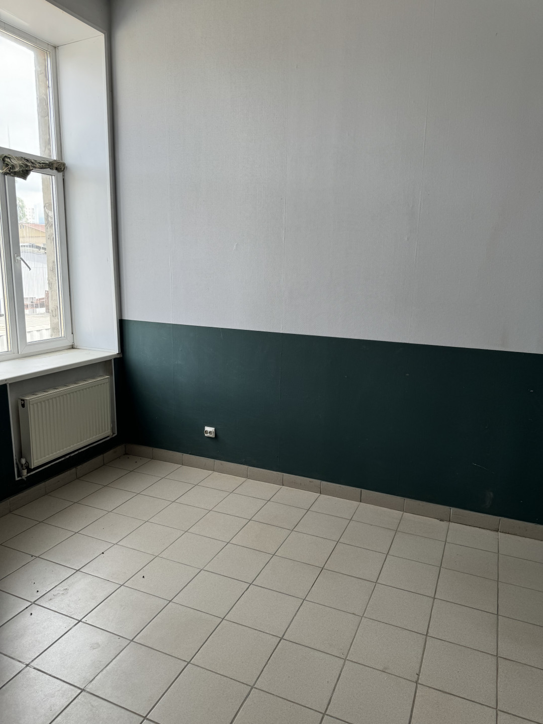Продам производственное помещение 2700 м.кв.
