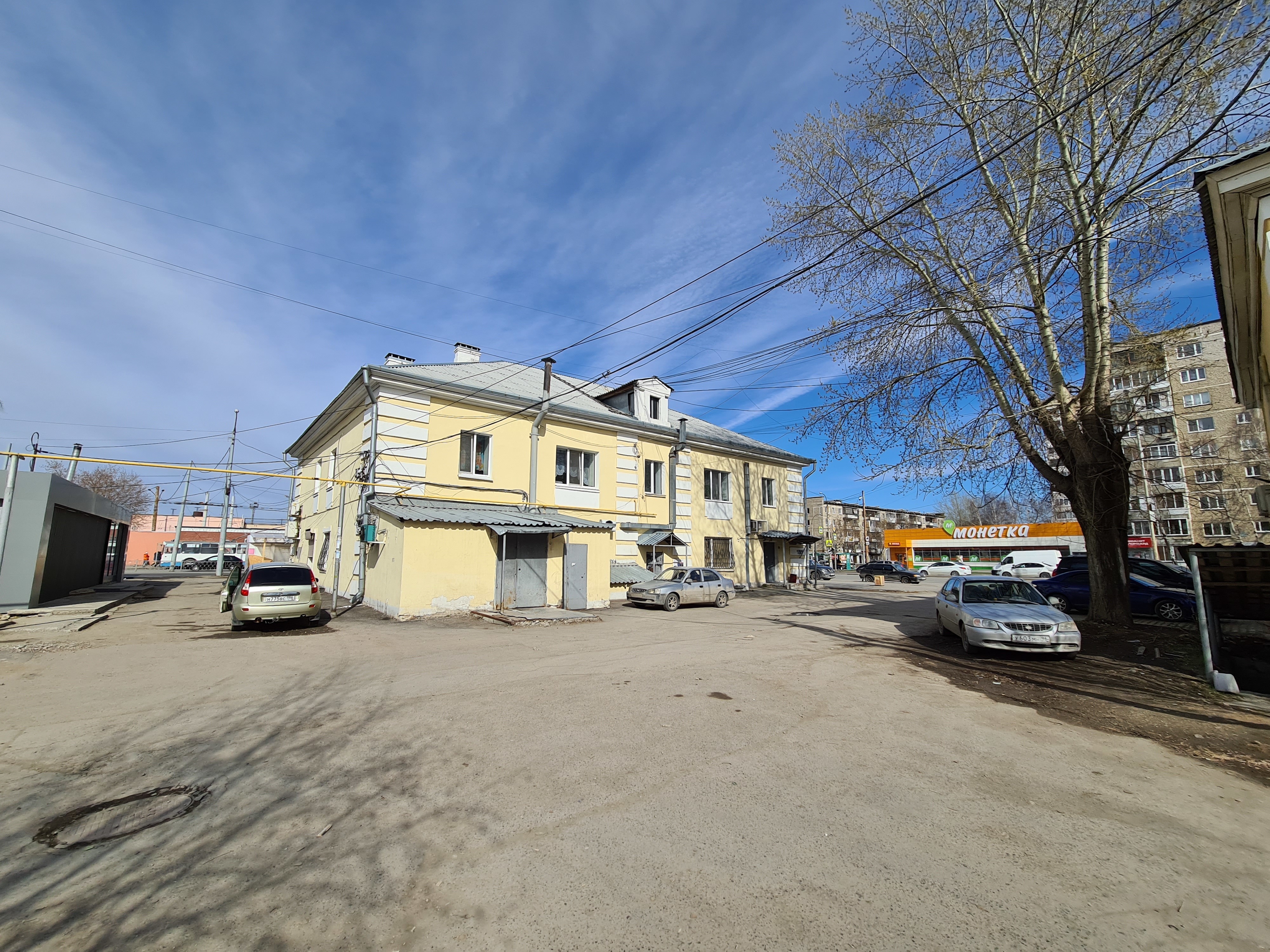 Продам магазин 270 м.кв.