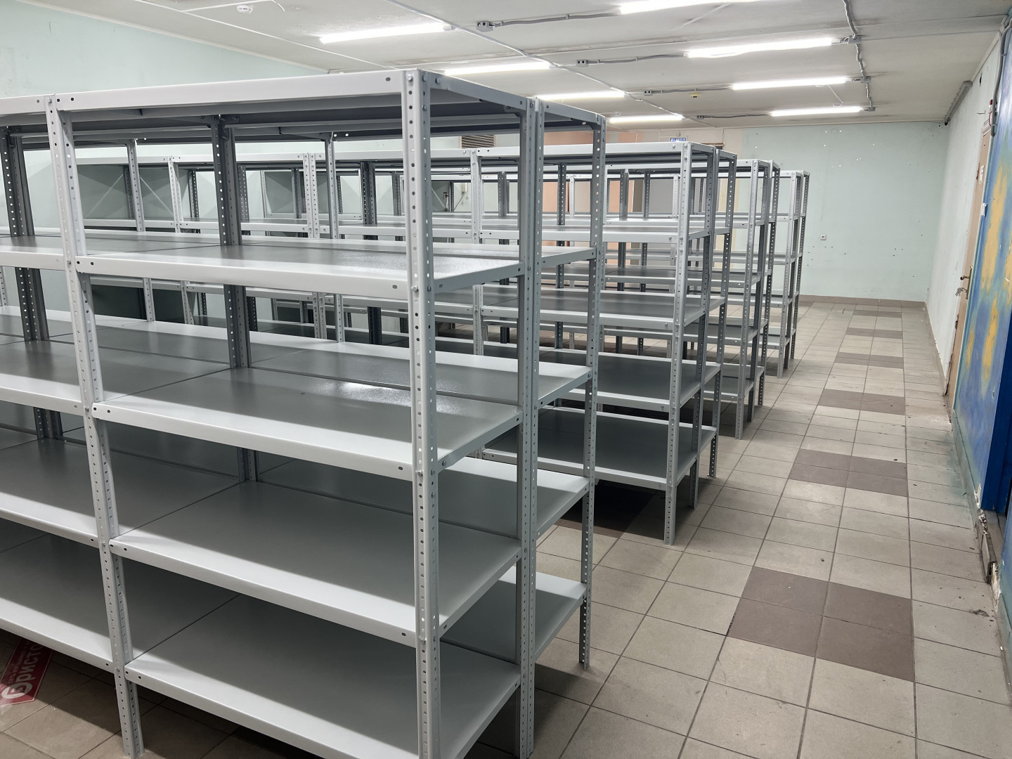 Продам магазин 537 м.кв.