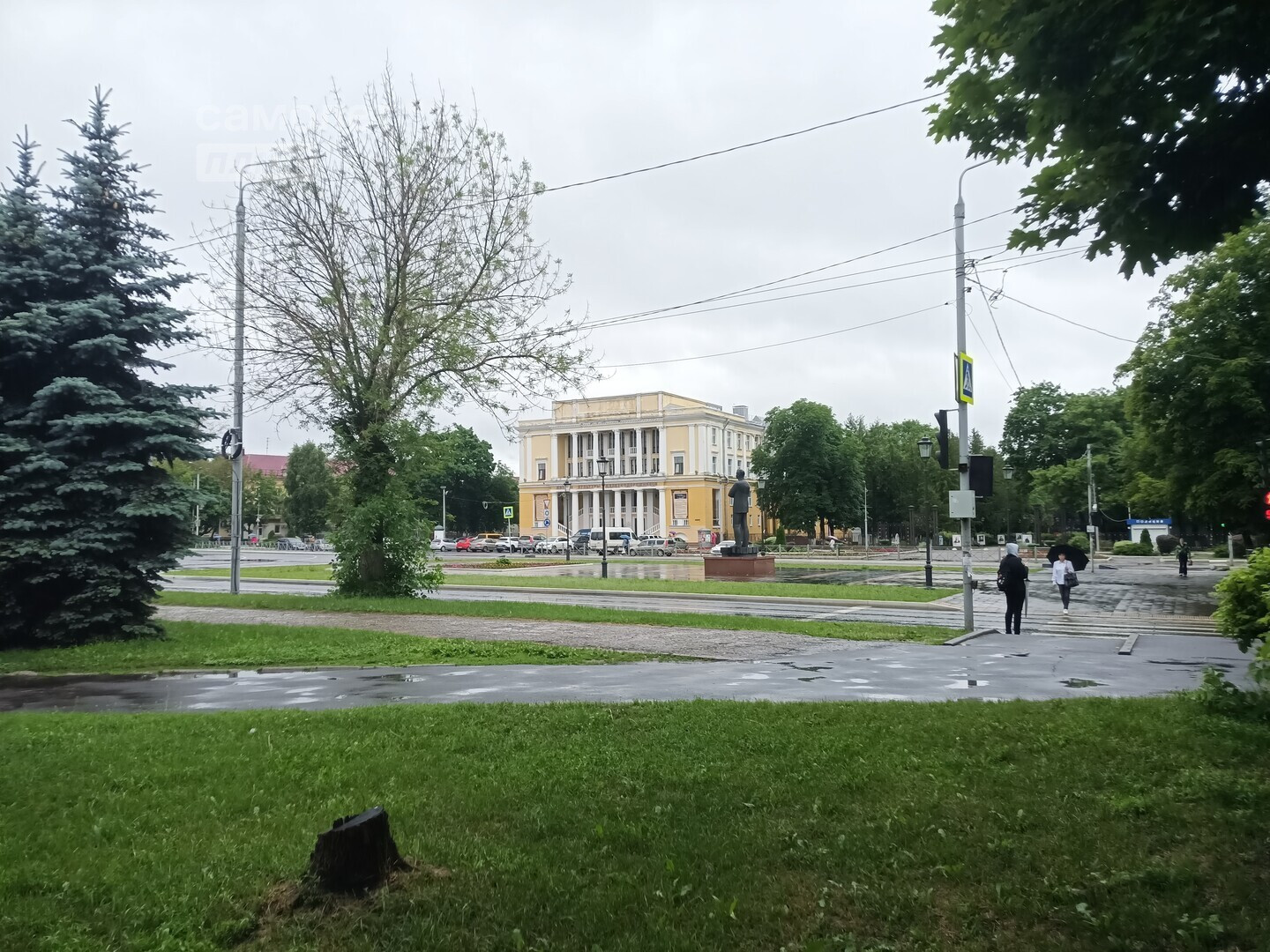 Продам магазин 69.2 м.кв.
