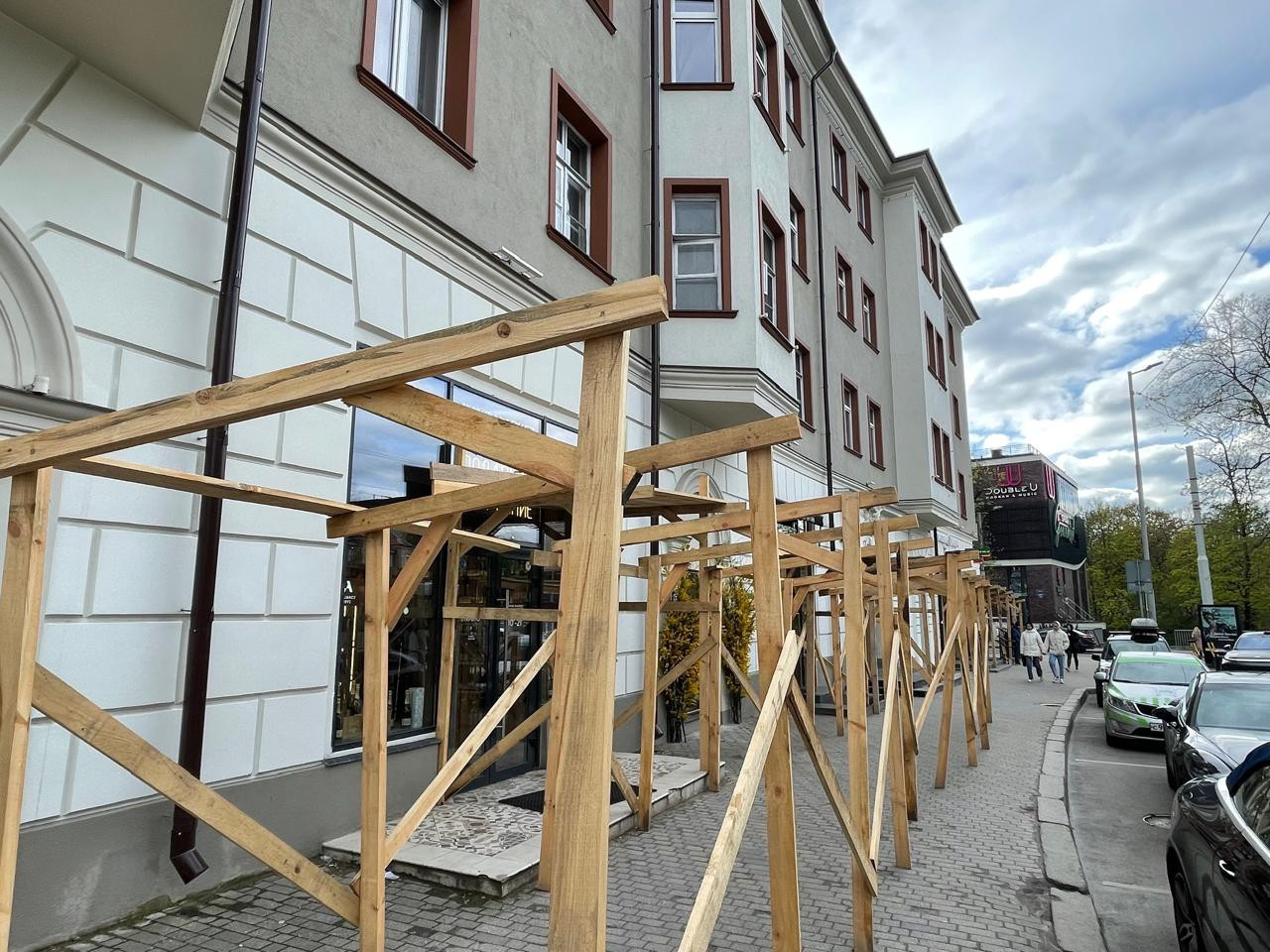 Сдам в аренду магазин 315 м.кв.