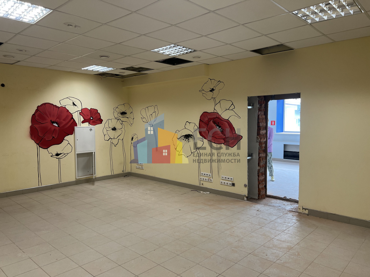 Сдам в аренду офис 210 м.кв.