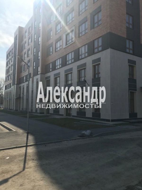 Сдам в аренду магазин 300 м.кв.