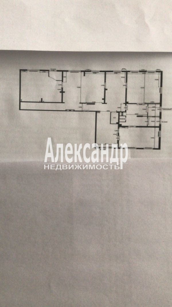 Сдам в аренду магазин 300 м.кв.