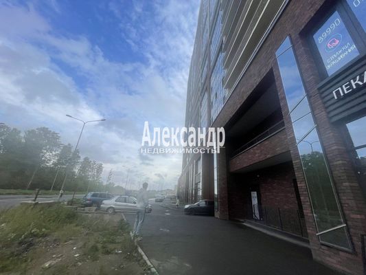 Фото: Аренда торгового помещения test