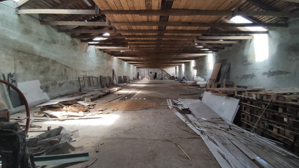 Фото: Здание 980 кв.м., 56 соток. test