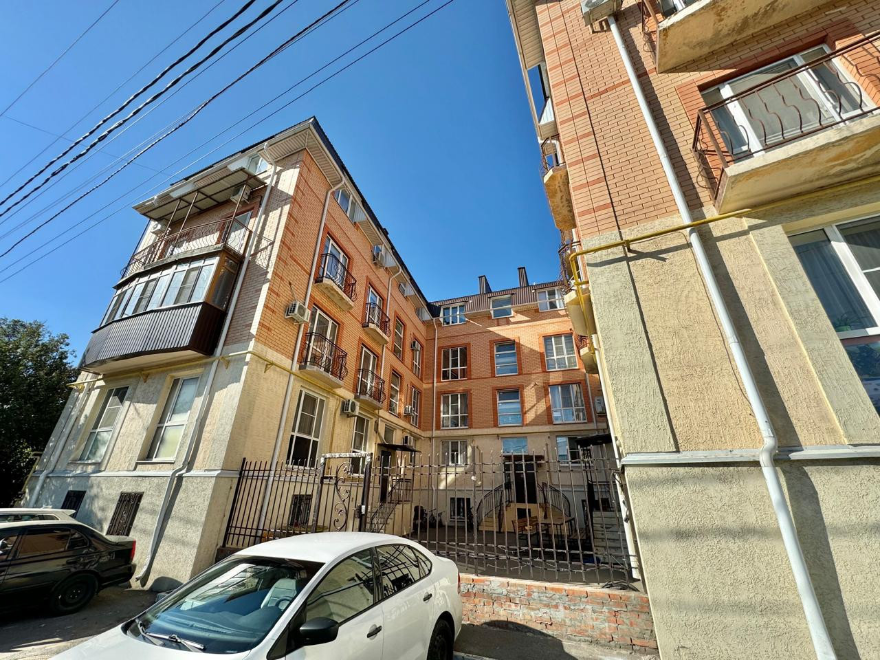Продам магазин 422 м.кв.