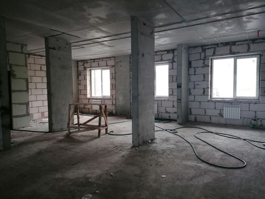 Фото: Первая линия в центре с парковкой test