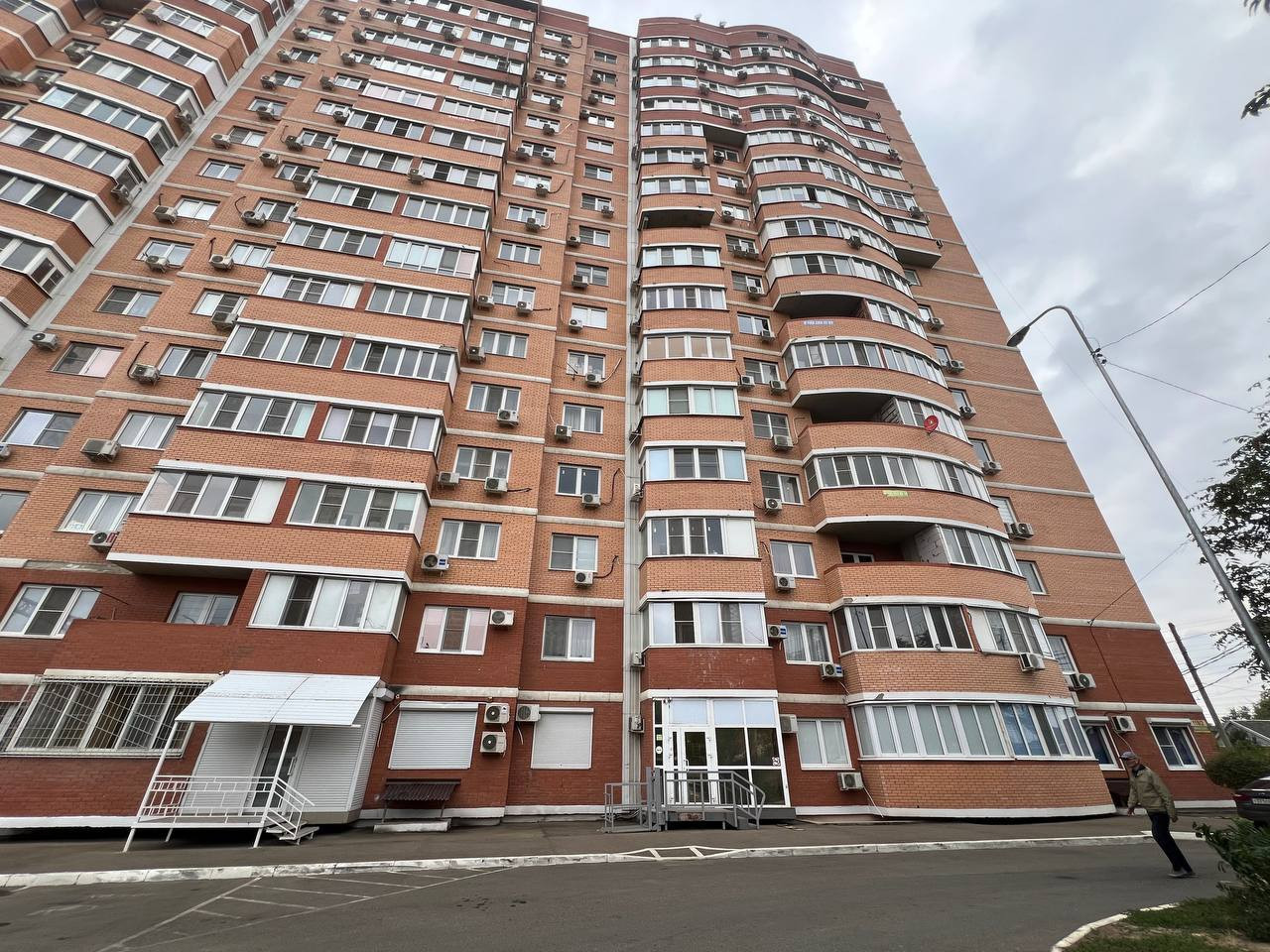 Продам магазин 150 м.кв.