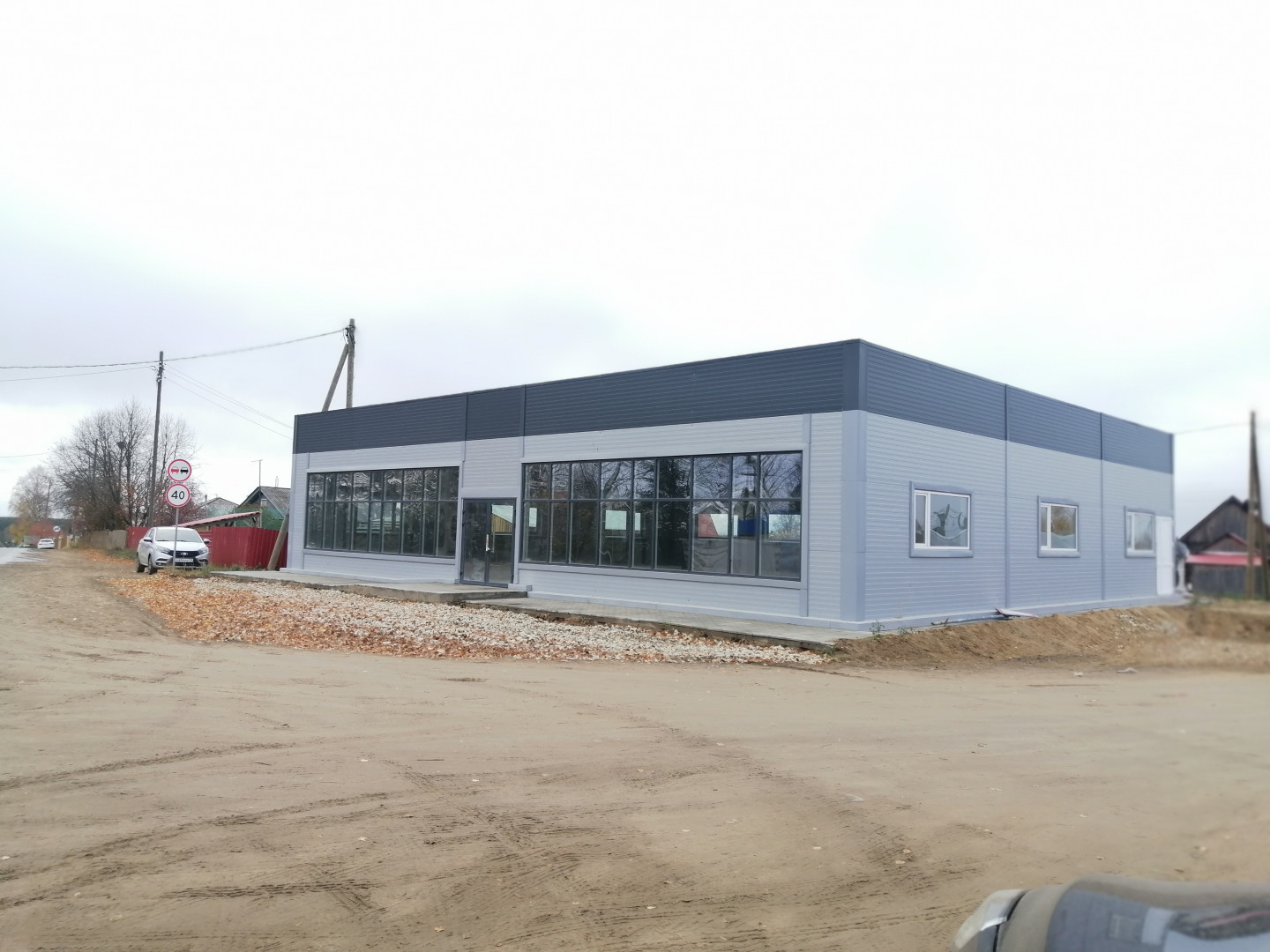 Сдам в аренду магазин 100 м.кв.