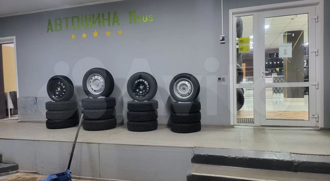 Продам магазин 950 м.кв.