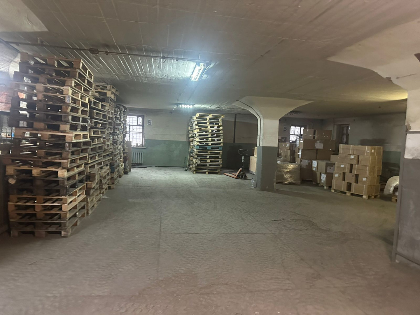 Сдам в аренду помещение свободного назначения 2000 м.кв.