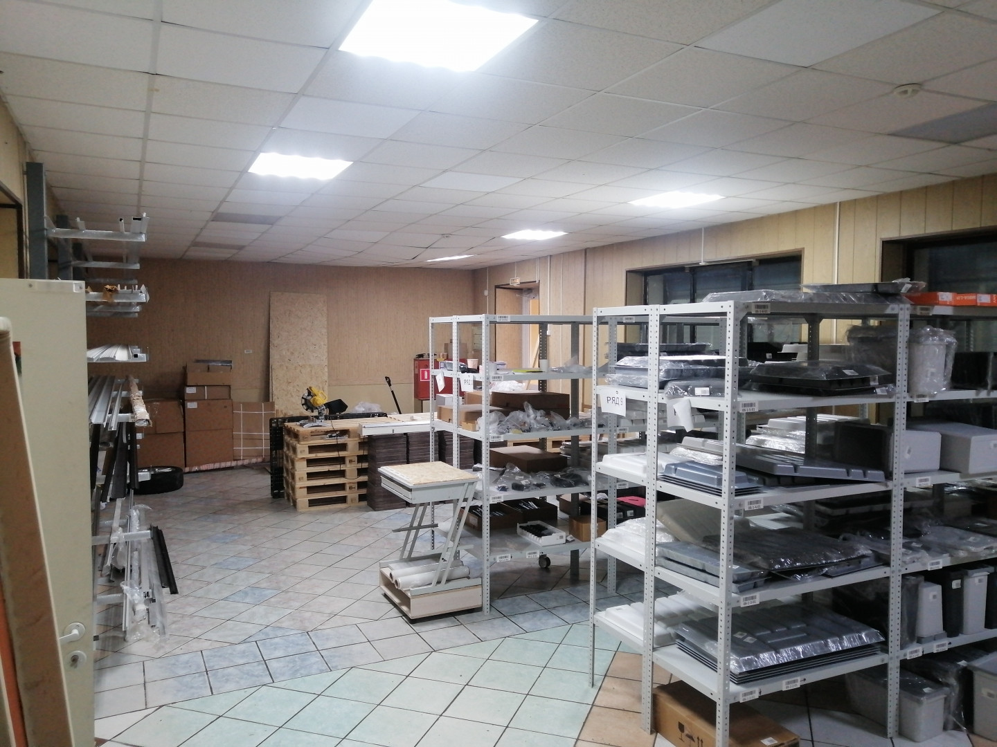 Сдам в аренду магазин 260 м.кв.