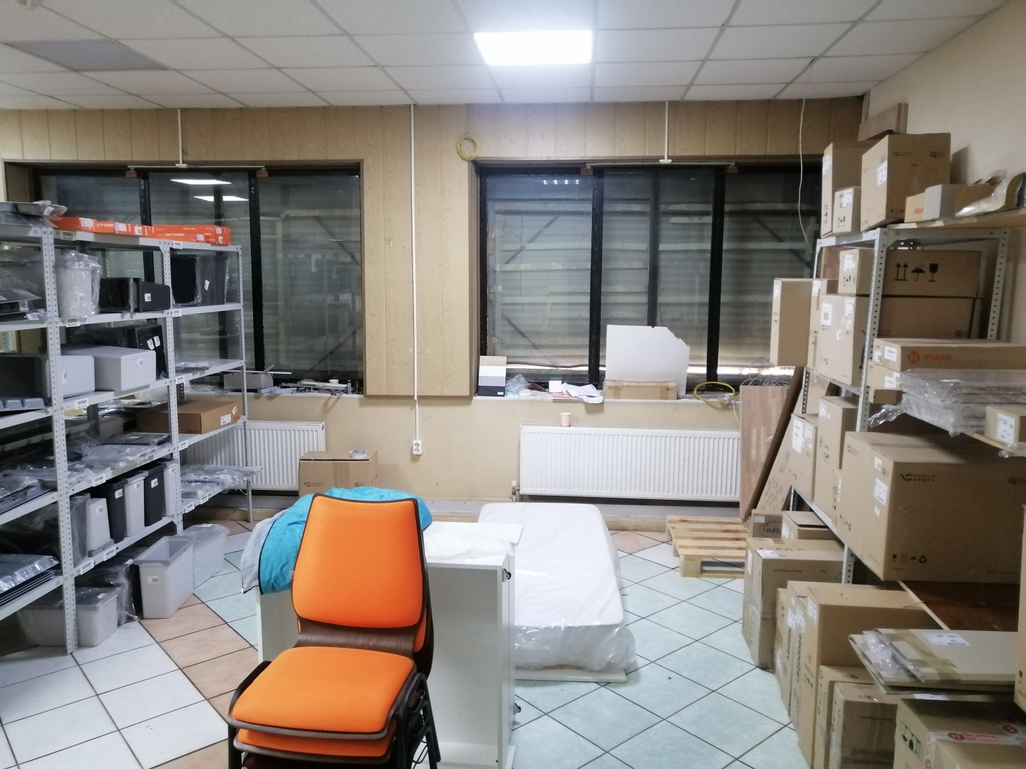 Сдам в аренду магазин 260 м.кв.