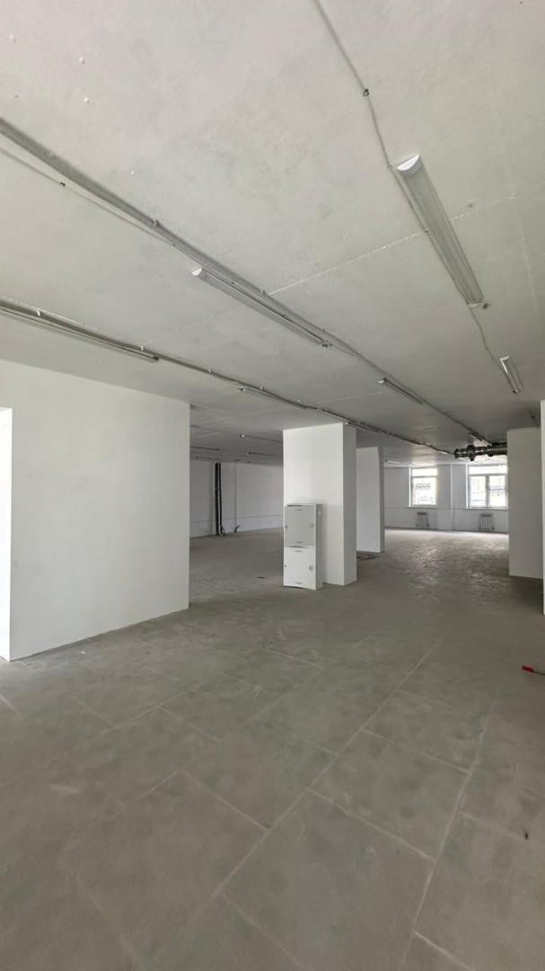 Сдам в аренду магазин 400 м.кв.