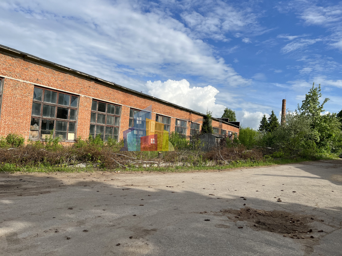 Сдам в аренду производственное помещение 1300 м.кв.