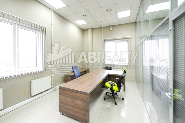 Фото: Офис 2487 кв.м. в современном БЦ в ЗАО test