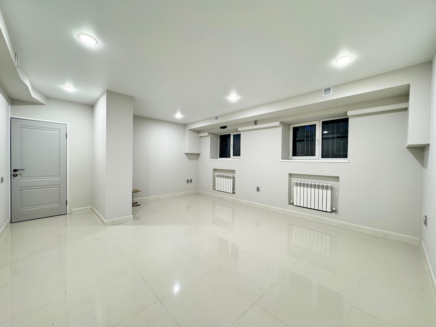 Сдам в аренду офис 192 м.кв.