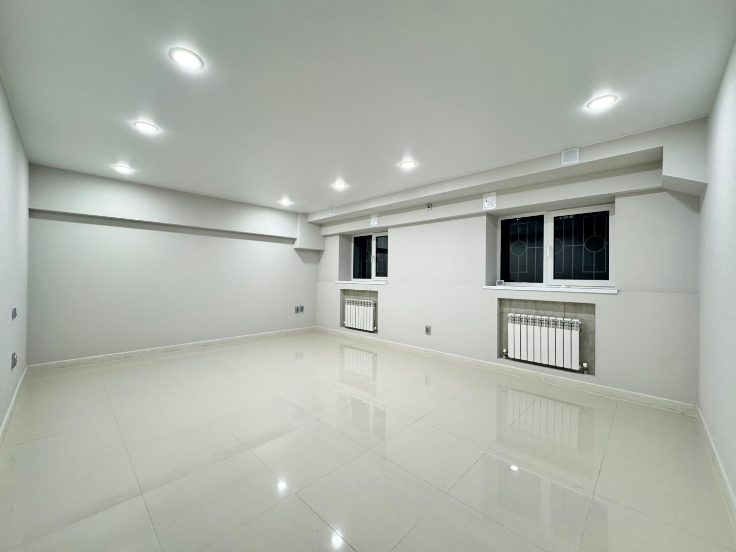 Сдам в аренду офис 192 м.кв.