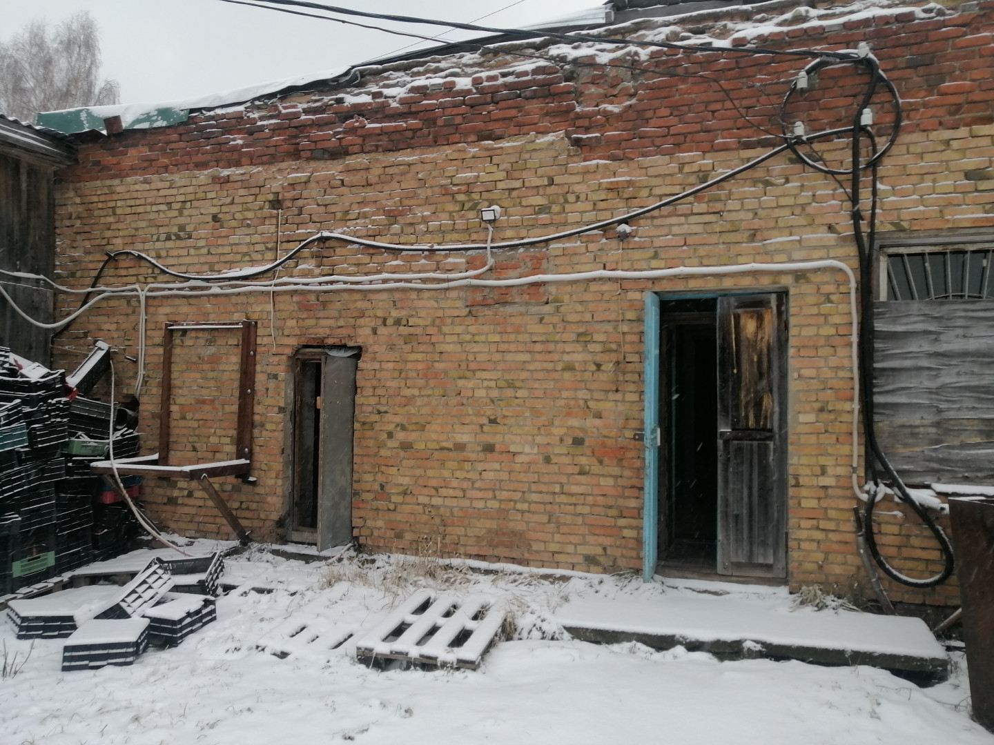 Продам магазин 220 м.кв.