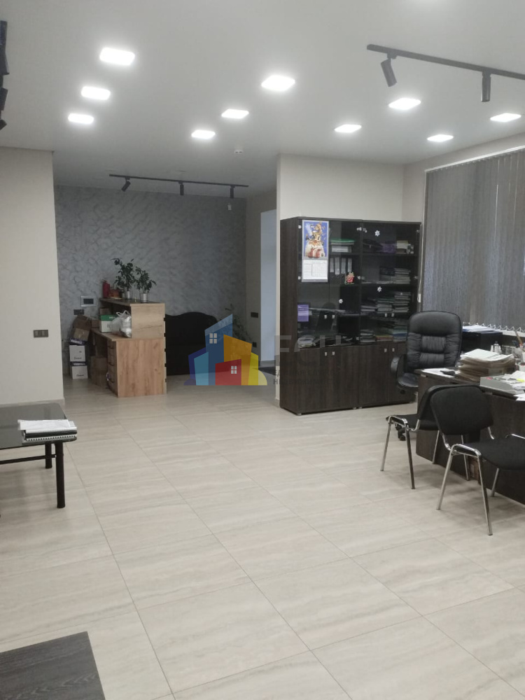 Продам офис 125 м.кв.