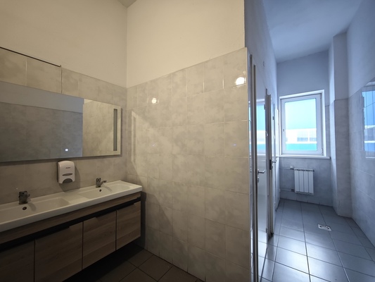 Фото: Сдам в аренду уютный офис на ЕКАДе test