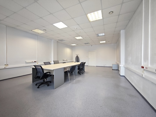 Фото: Сдам в аренду просторный офис на ЕКАДе test