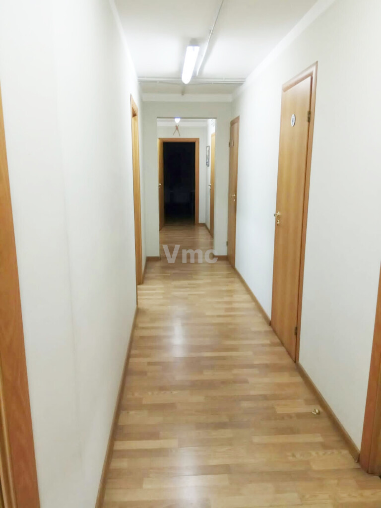 Сдам в аренду офис 186.9 м.кв.
