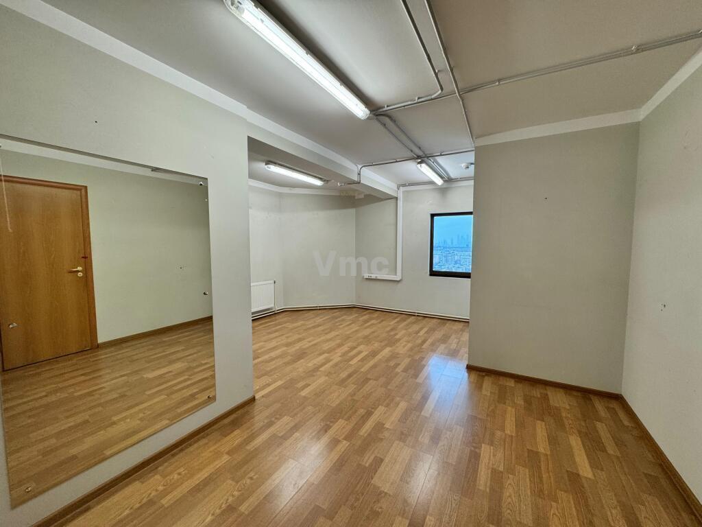 Сдам в аренду офис 186.9 м.кв.
