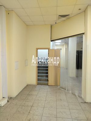 Фото: Продается коммерческое помещение свободного назначения общей площадью 549 кв.м. в жилом доме рядом с метро. test