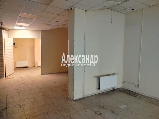 Фото: Продается коммерческое помещение свободного назначения общей площадью 549 кв.м. в жилом доме рядом с метро. test