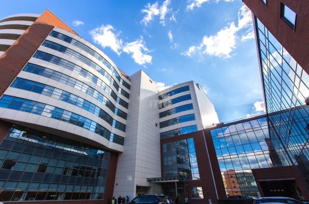 Сдам в аренду офис 557 м.кв.