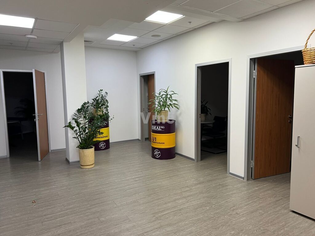 Сдам в аренду офис 557 м.кв.