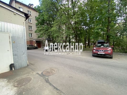 Фото: Аренда коммерческого помещения СПб, Красногвардейский р-н, Среднеохтинский просп., д. 5 test