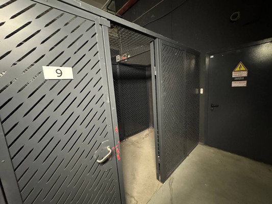 Фото: Кладовка рядом с лифтом test