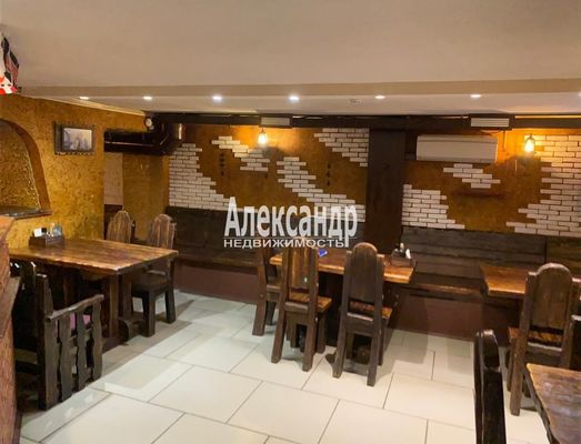 Фото: Продажа коммерческого помещения на первой линии у метро test