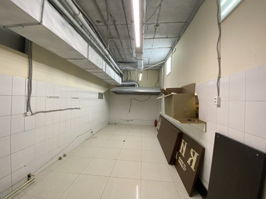 Фото: Аренда торгового помещения 71.1 test