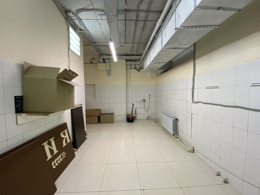 Фото: Аренда торгового помещения 71.1 test