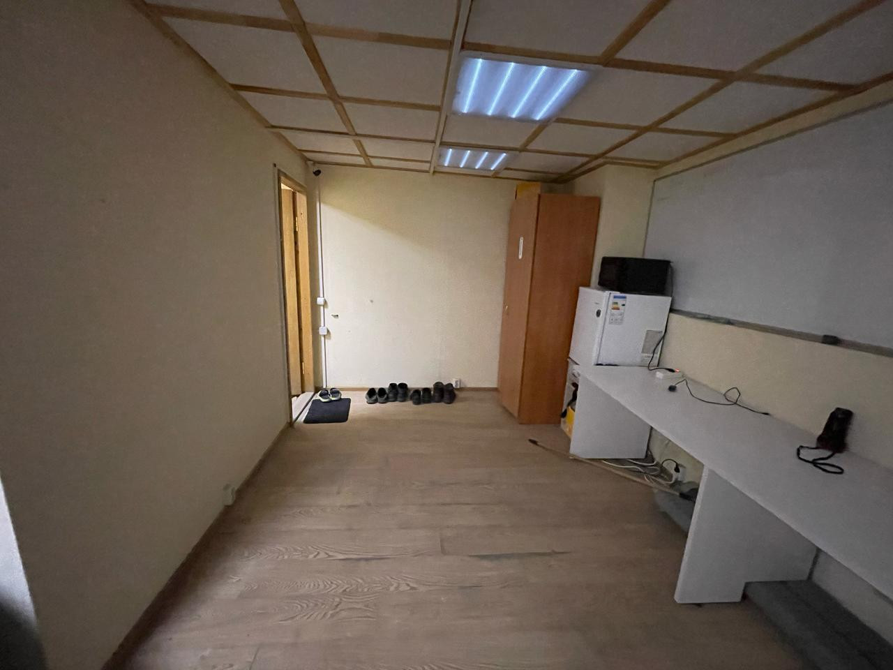 Продам склад 1400 м.кв.