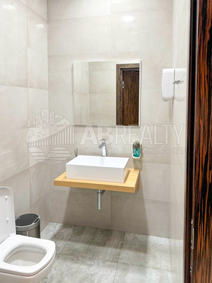 Фото: Продам салон красоты 136.2 м2, Новый Арбат ул, 32, Москва г test