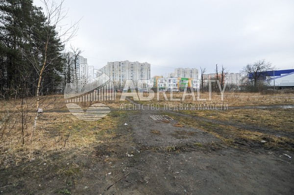 Фото: Своя территория со строениями в Щербинке! test