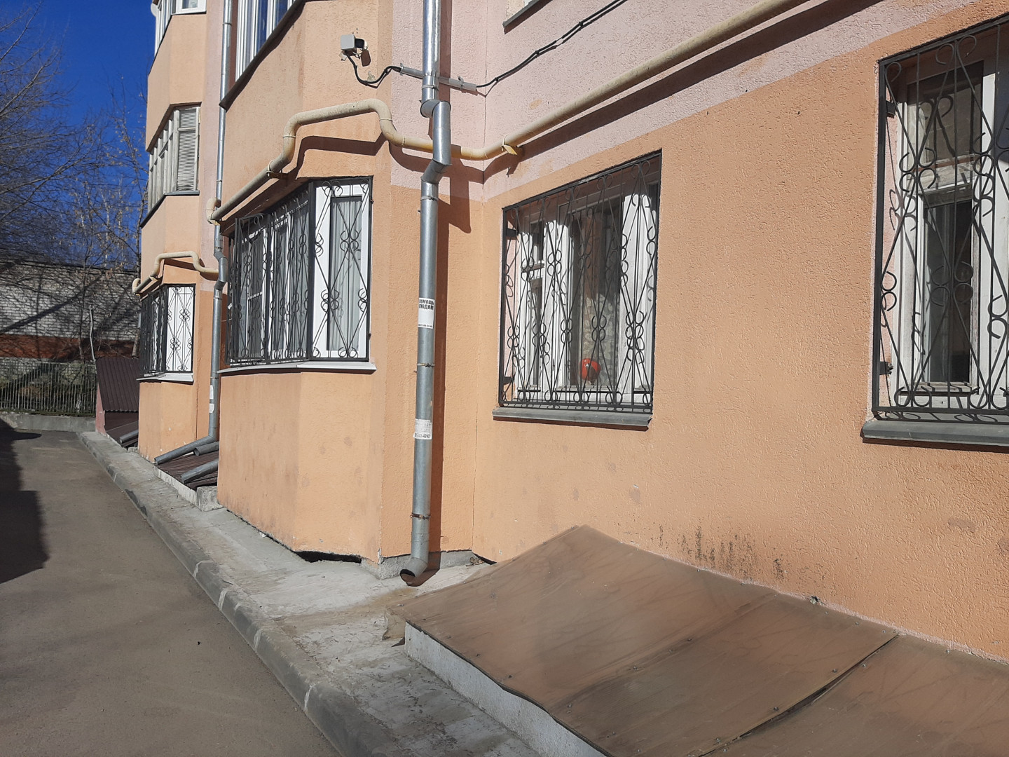 Сдам в аренду магазин 295 м.кв.