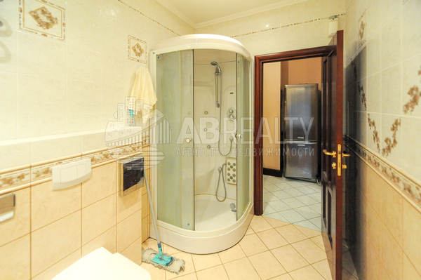 Фото: Офис в клубном доме на Плющихе test