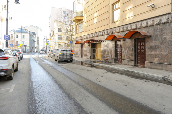 Фото: Офис в клубном доме на Плющихе test