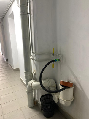 Фото: Кладовка с окном test