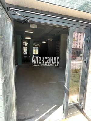 Фото: Аренда торгового помещения test