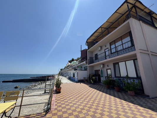 Фото: Коммерция на берегу моря! test