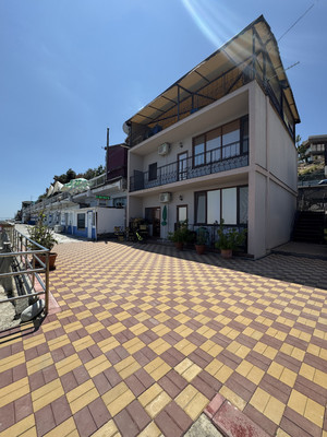 Фото: Коммерция на берегу моря! test